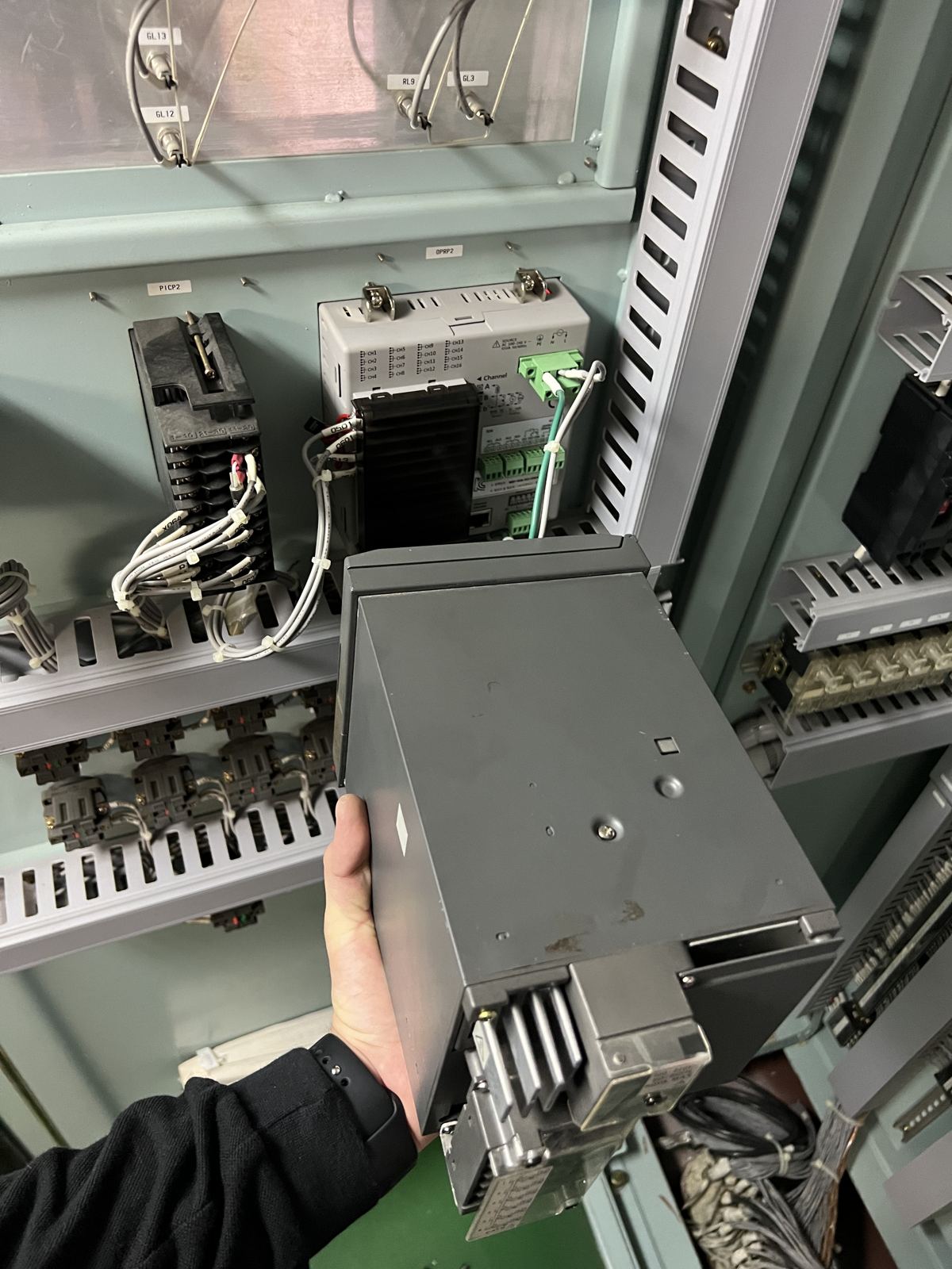 Marine nitrogen generator service and commissioning 07